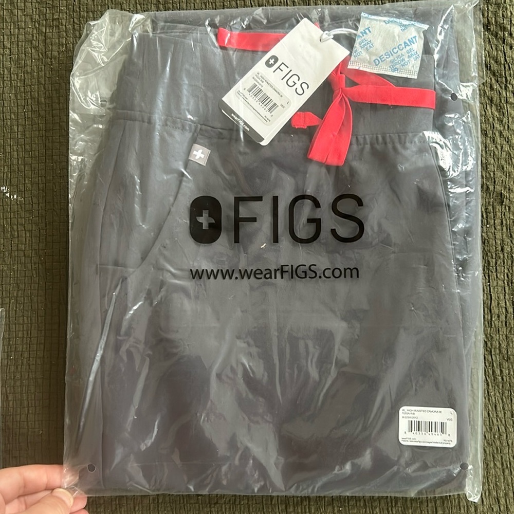 Figs high waisted jogger scrubs